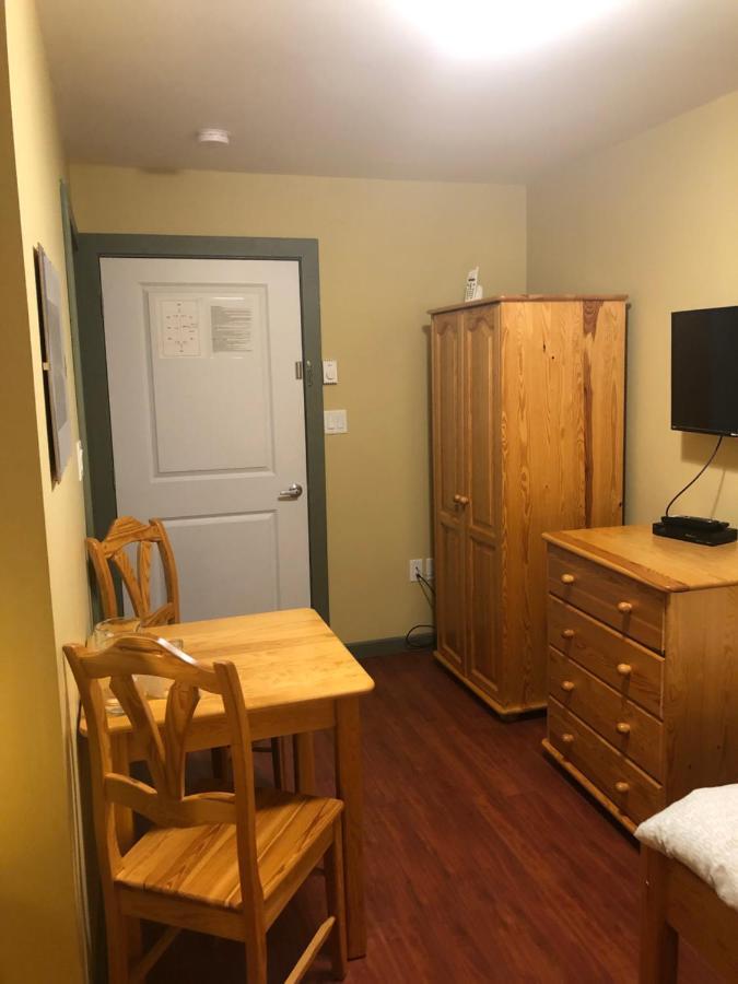 Crowsnest Vineyards Guesthouse Keremeos 외부 사진