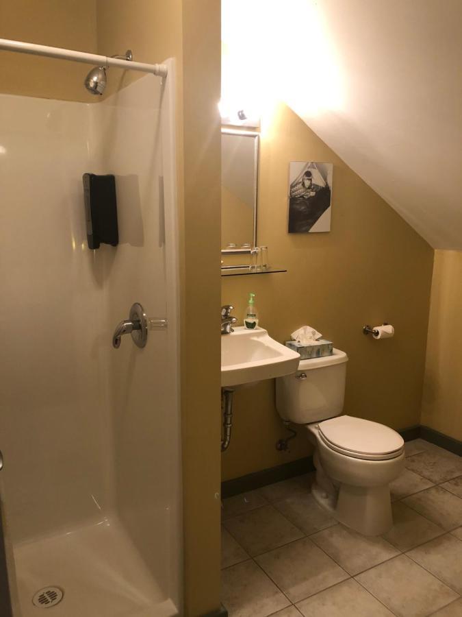 Crowsnest Vineyards Guesthouse Keremeos 외부 사진