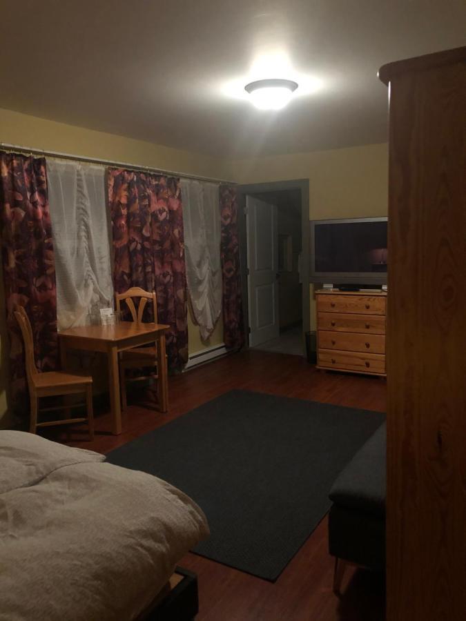 Crowsnest Vineyards Guesthouse Keremeos 외부 사진