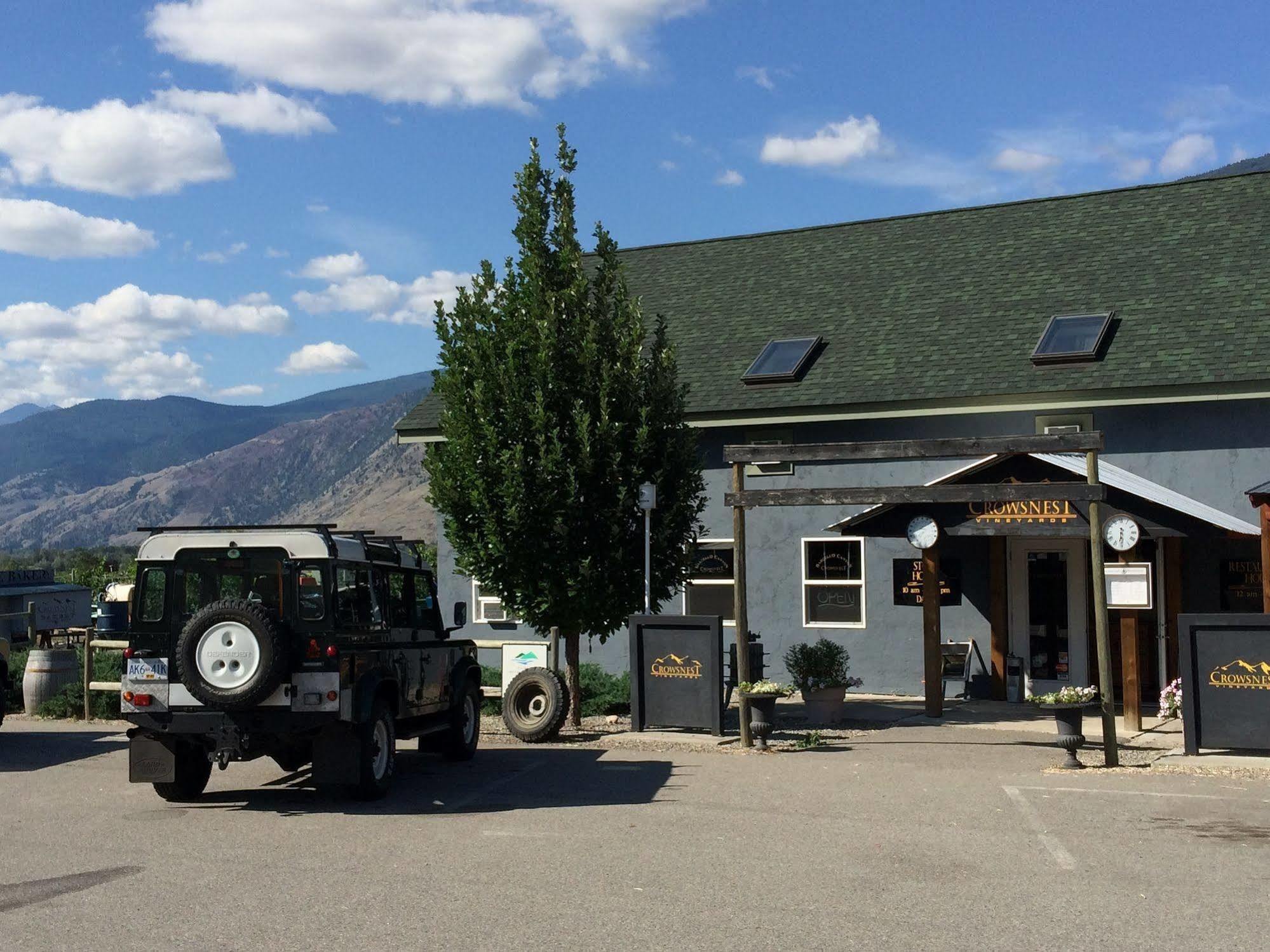 Crowsnest Vineyards Guesthouse Keremeos 외부 사진